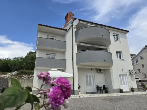 Apartment Letica
