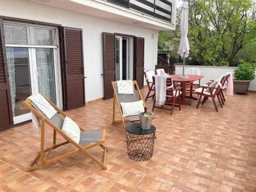 Apartments with parking space Klenovica, Novi Vinodolski - 24098