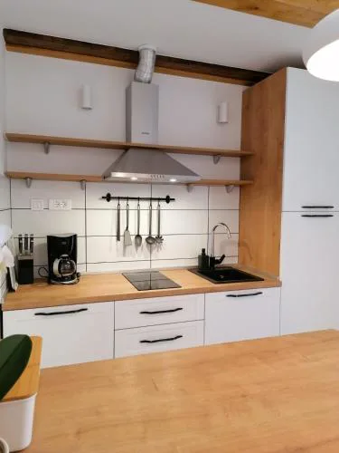 Lolo Apartment
