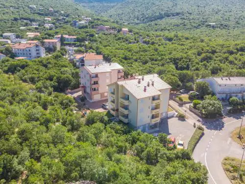 Polina Apartmani