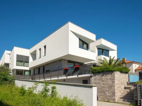 Apartment Oliva 2 by Interhome