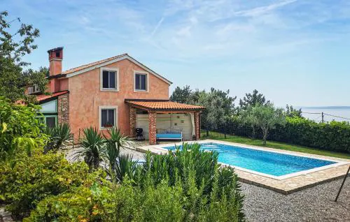 Awesome Home In Kostrena