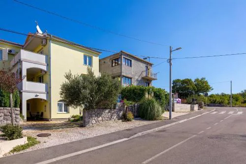 Apartments and Room Slavica
