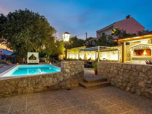 Villa Mate Comfortable holiday residence