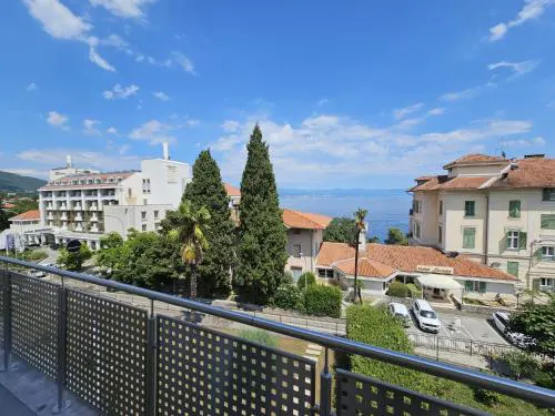 Apartments Bela
