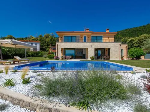Holiday Home Villa Alpeza by Interhome