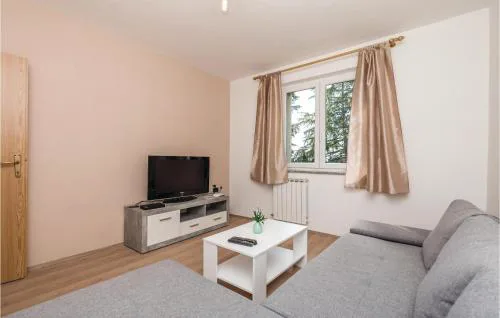 Nice Apartment In Lovran