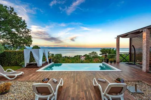 Sea view Villa Lina - with private pool, table tennis and pikado
