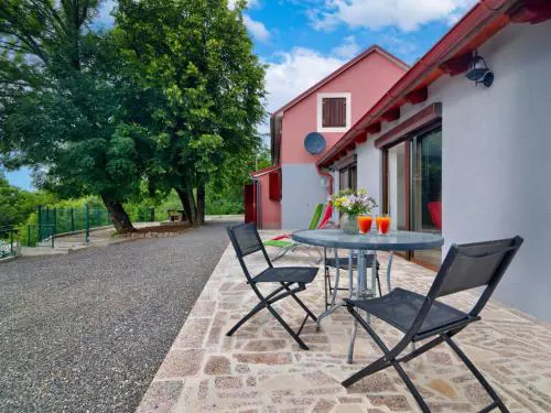 Holiday Home Luka by Interhome