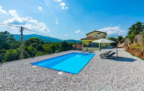Amazing Home In Matulji With Wifi