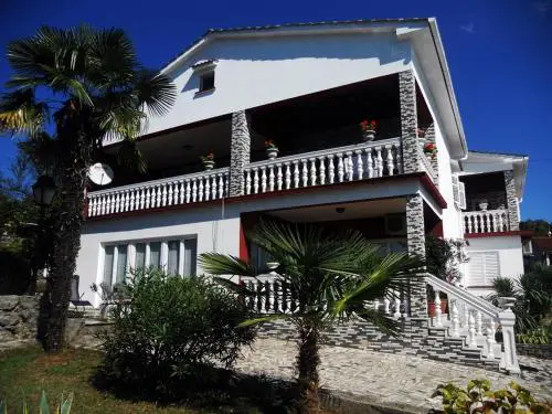 Apartment in Matulji with Scenic Roof Terrace
