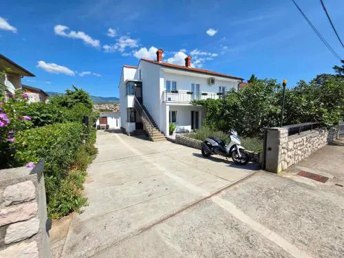 Apartment in Novi Vinodolski 37973