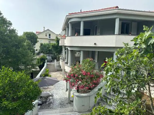 Apartments Jasna