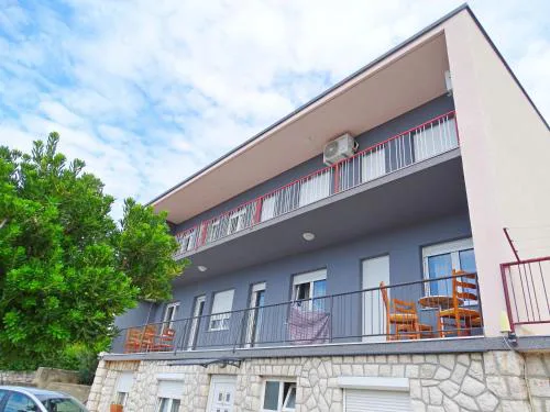 Apartments Zrinko
