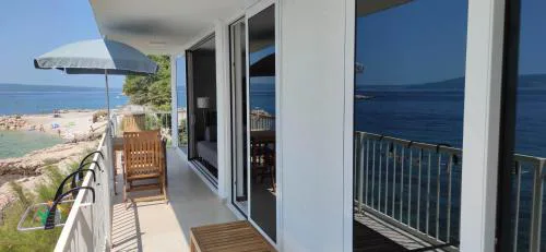 Beach House Novi