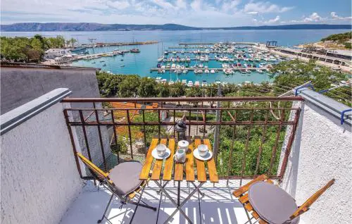 Beautiful Apartment In Novi Vinodolski