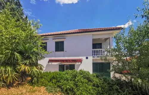 Cozy Apartment In Novi Vinodolski