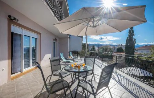 Lovely Apartment In Novi Vinodolski