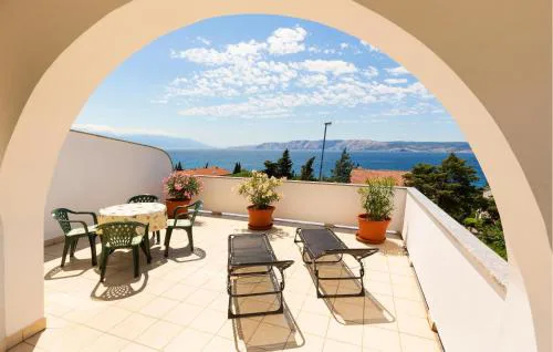 Lovely Apartment In Novi Vinodolski