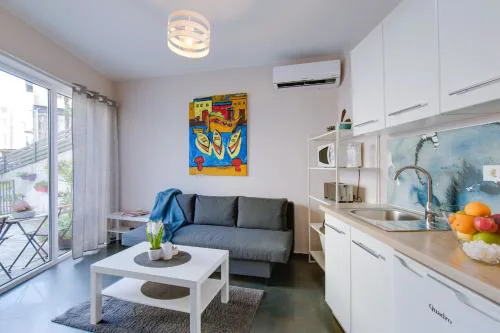 Apartment Lauro Opatija, ground floor, parking, near sea
