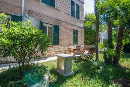 Apartment Runko in Villa Emilia