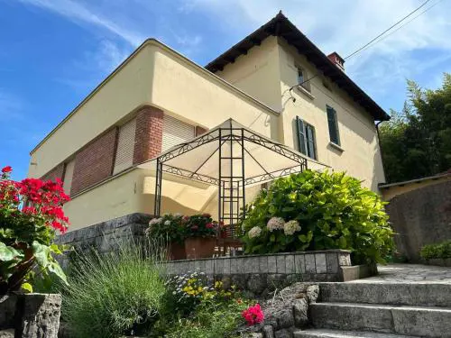 Apartments Galatea with free garage parking