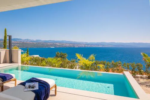 Heaven Apartment with swimming pool