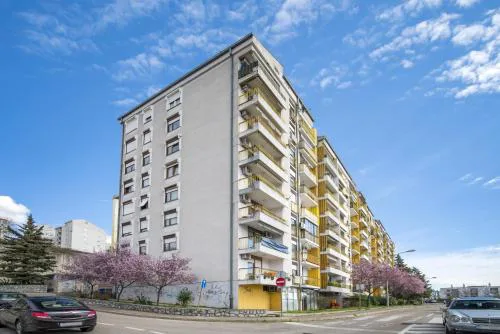 Apartments with WiFi Rijeka - 17629