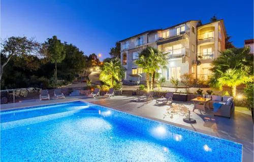 Lovely Apartment In Rijeka With Wifi