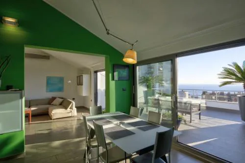Penthouse Belvedere City View with Private Parking