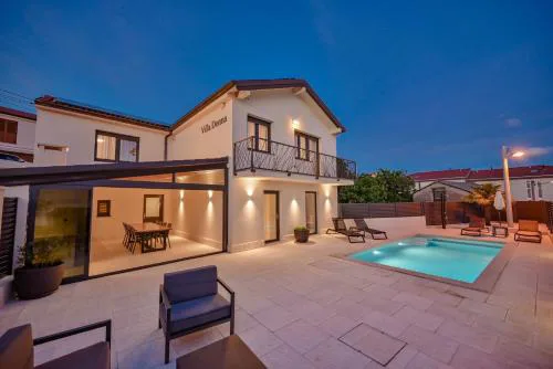 Villa Donna, 5 STARS - Luxury Villa with a heated pool