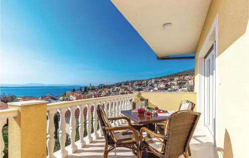 1 Bedroom Gorgeous Apartment In Selce