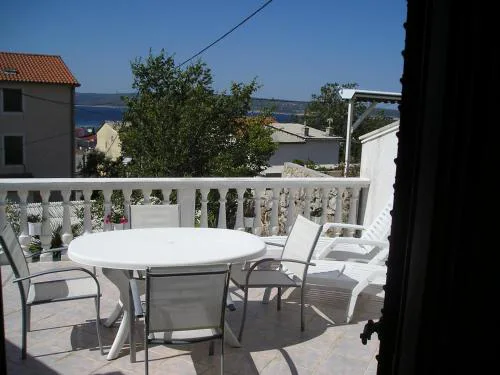 Apartment Any