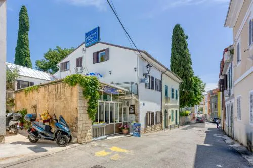 Apartments Cindrić