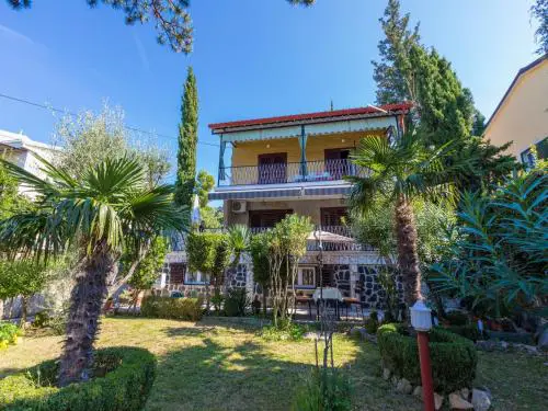Apartments Hinic