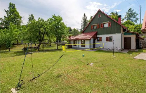 Awesome Home In Stari Laz With Kitchen