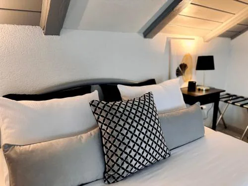 Rooms Mirabella