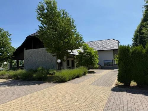 Villa Stone 1