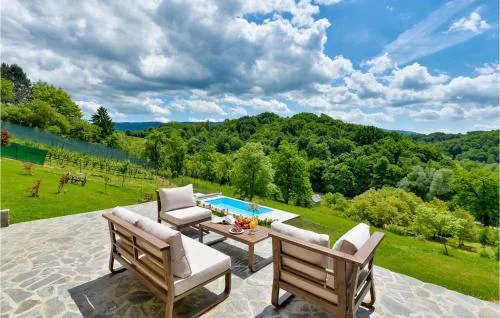 Beautiful Home In Stubicke Toplice