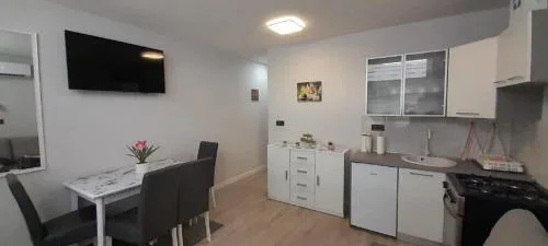 Apartment T & P
