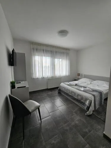 Filipovic rent a car & apartments