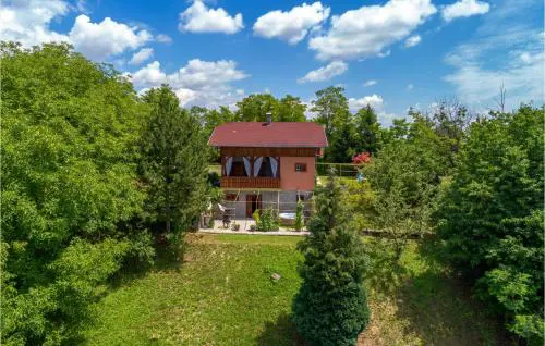 Awesome Home In Dragovanscak With Sauna