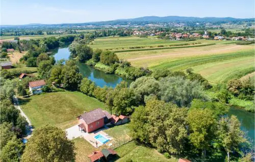 Gorgeous Home In Mirkopolje With Wifi