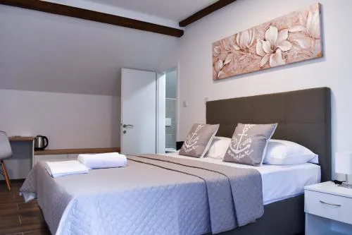 Airport room's Residence Garden