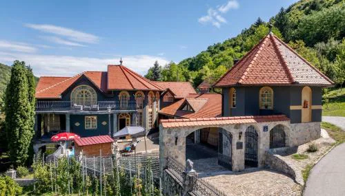 Villa Requiem