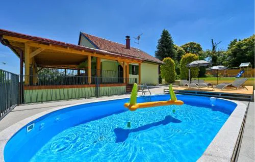 Beautiful Home In Imbriovec Jalzabetski