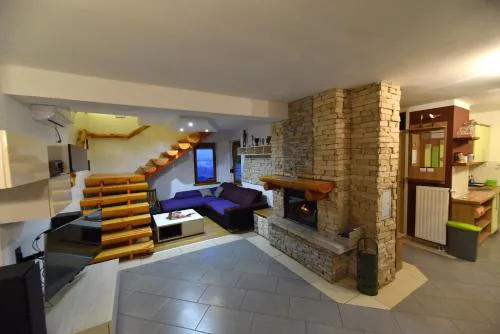 Iva's Place
