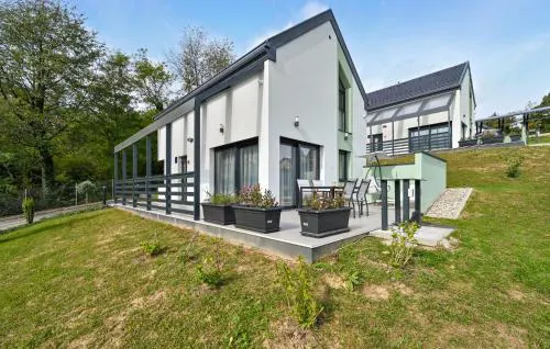 Lovely Home In Margecan With Wifi
