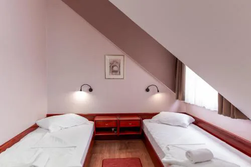 B&B Garestin