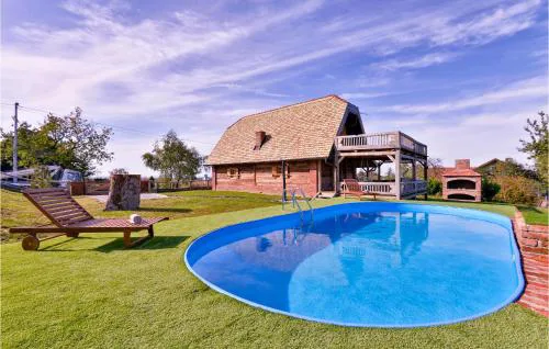 Awesome Home In Popovaca